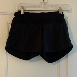 Black Lululemon 4” shorts